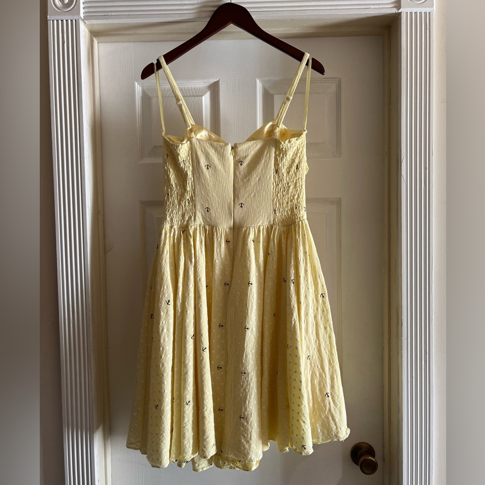 Iconic by Unique Vintage Golightly Swing Dress - Picture 5 of 9